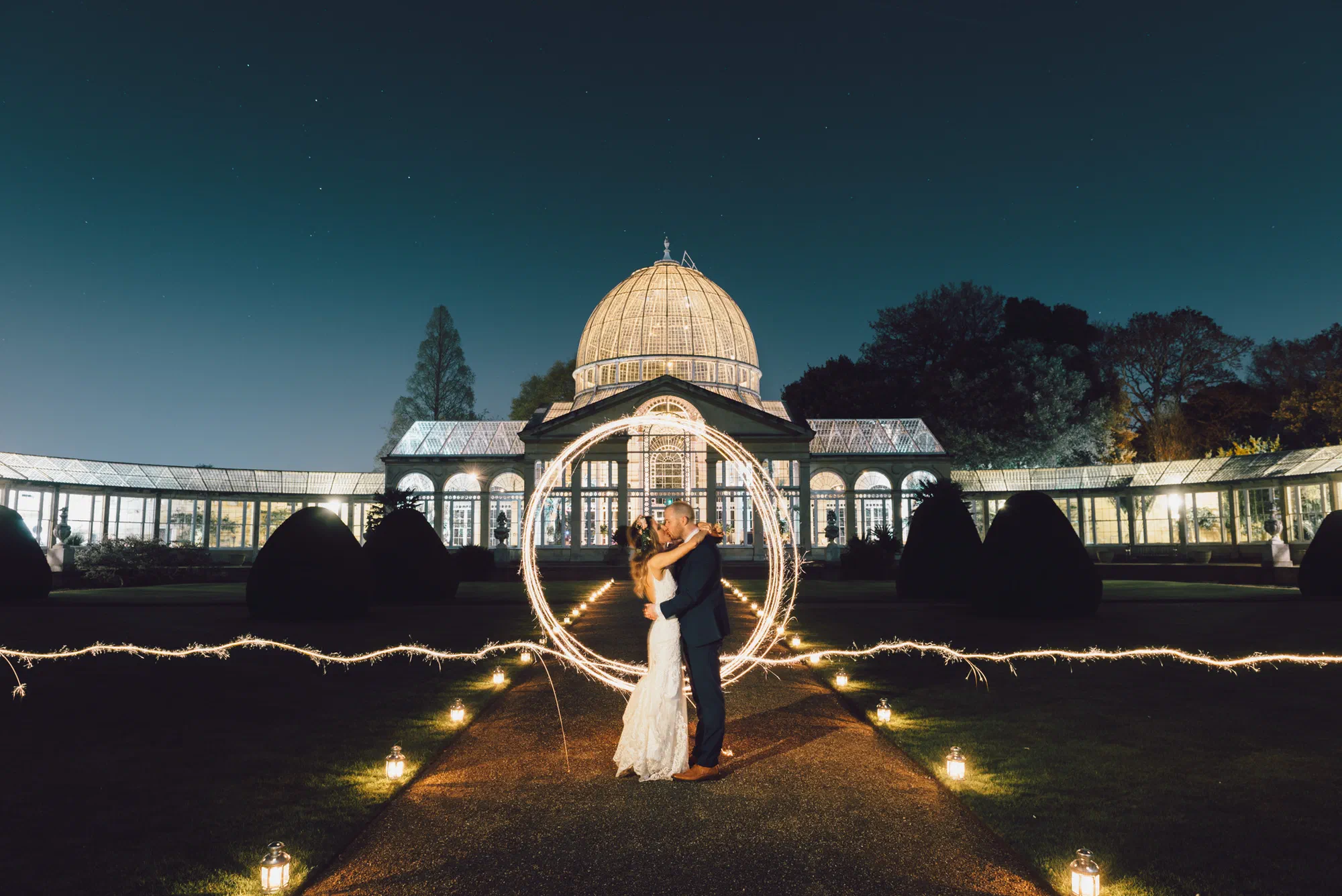 Behind the shot: wedding sparkler portrait