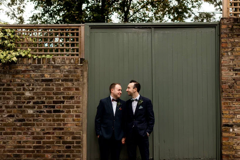 London Microwedding Photographer - Ollie + Umit
