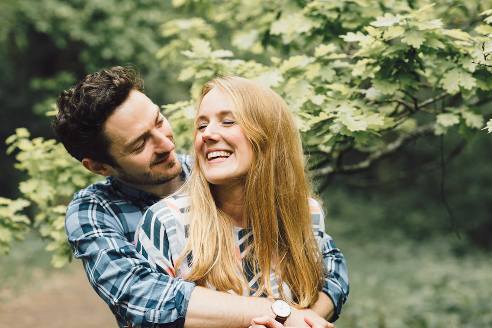 North London park engagement photography - Jess and Tim